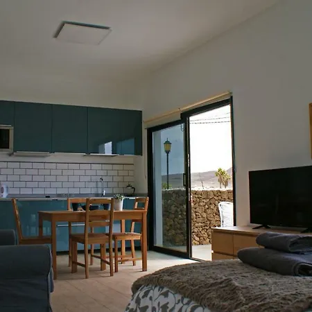 Artlab Residency. Estudio Sur Holiday home