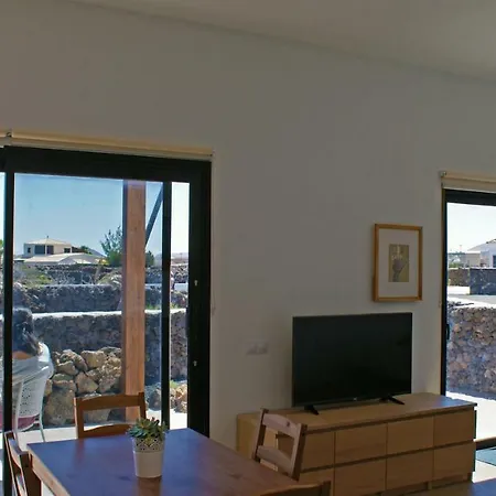 Artlab Residency. Estudio Sur Holiday home Lajares