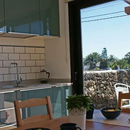 Holiday home Artlab Residency. Estudio Sur Lajares